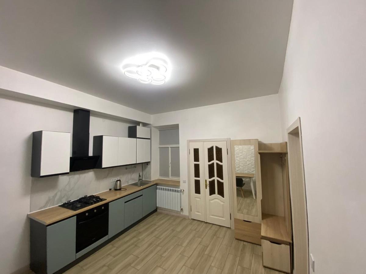 Vodna White Apartment 利沃夫 外观 照片
